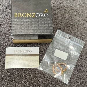 Bronzoro Gold Hoop Earrings